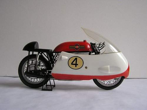 Gilera 500 1957.jpg